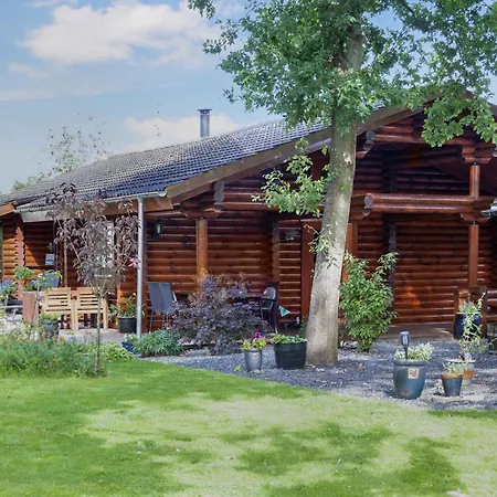 Charming With Wilderness Hot Tub * Asnæs